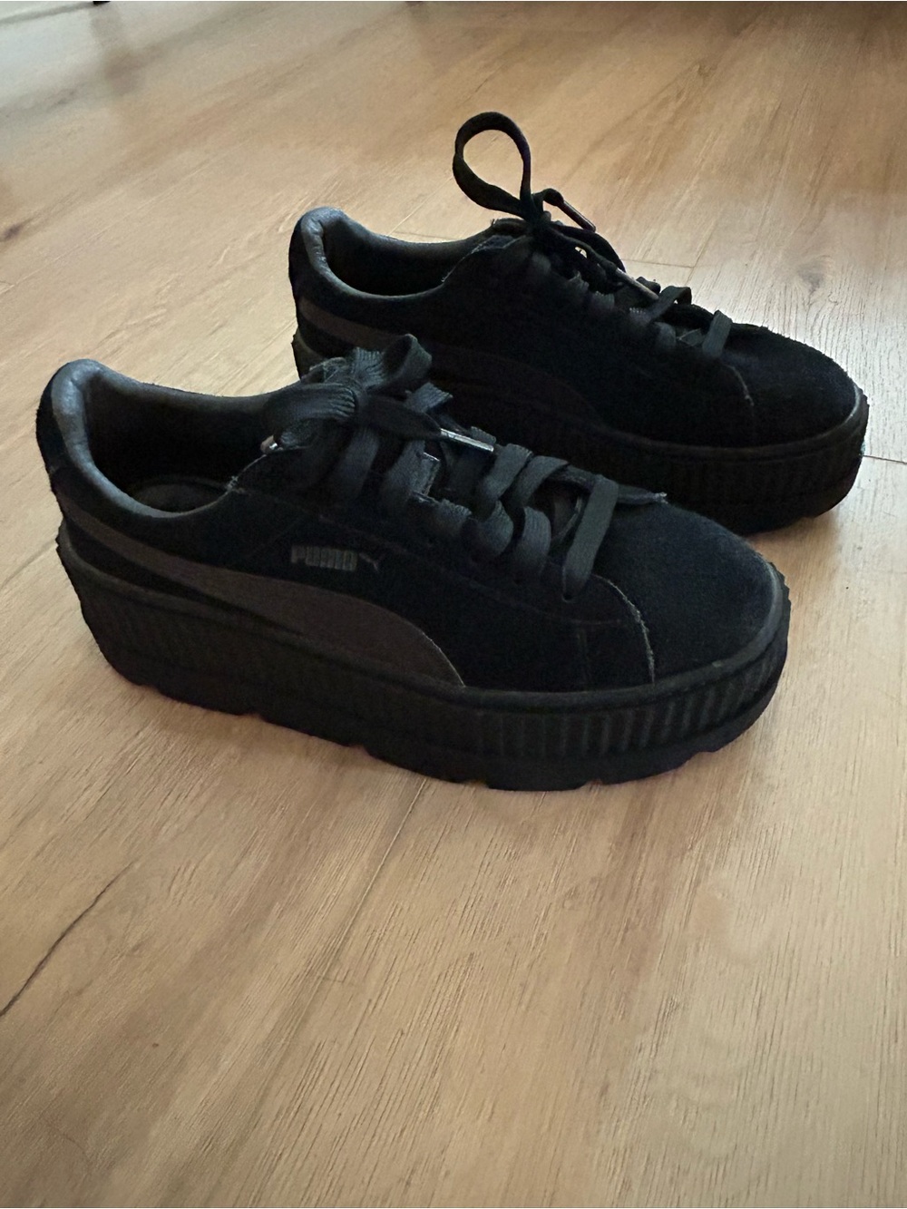 Fenty x PUMA Cleated Creeper Sneaker by Rihanna Black Suede Platform US Wn’s 8.5